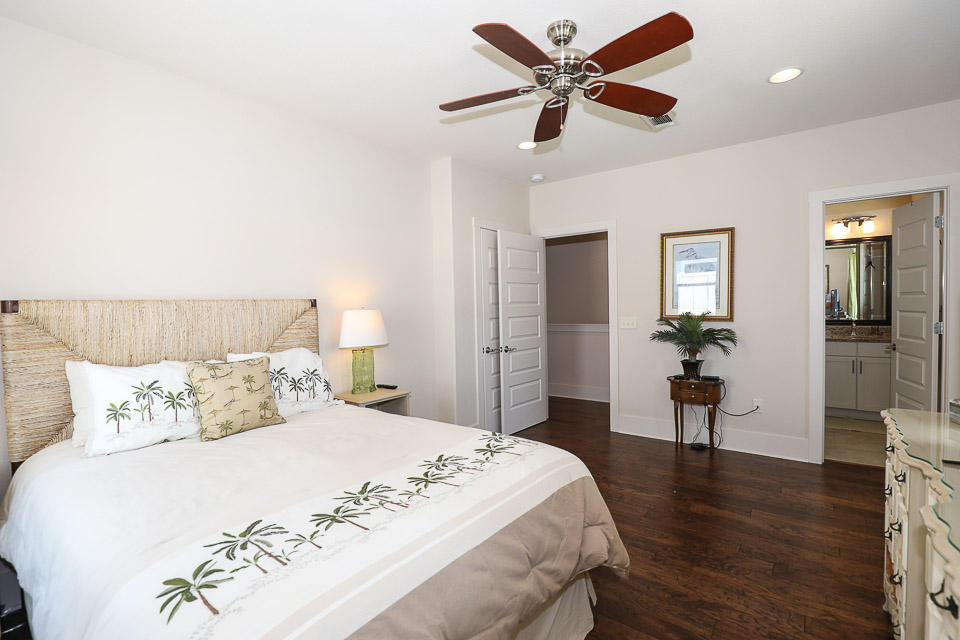 GULF REFLECTIONS - Residential