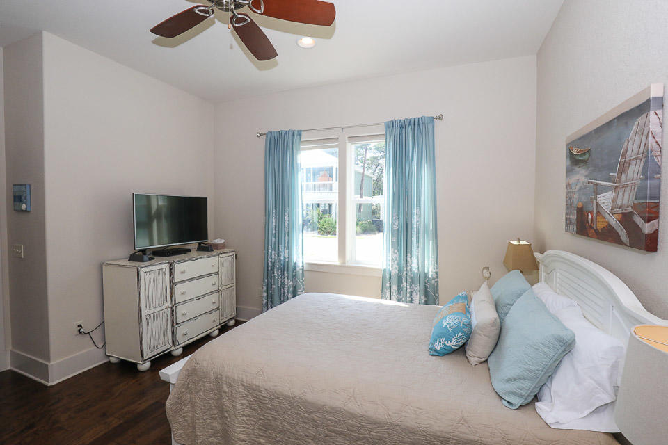 GULF REFLECTIONS - Residential