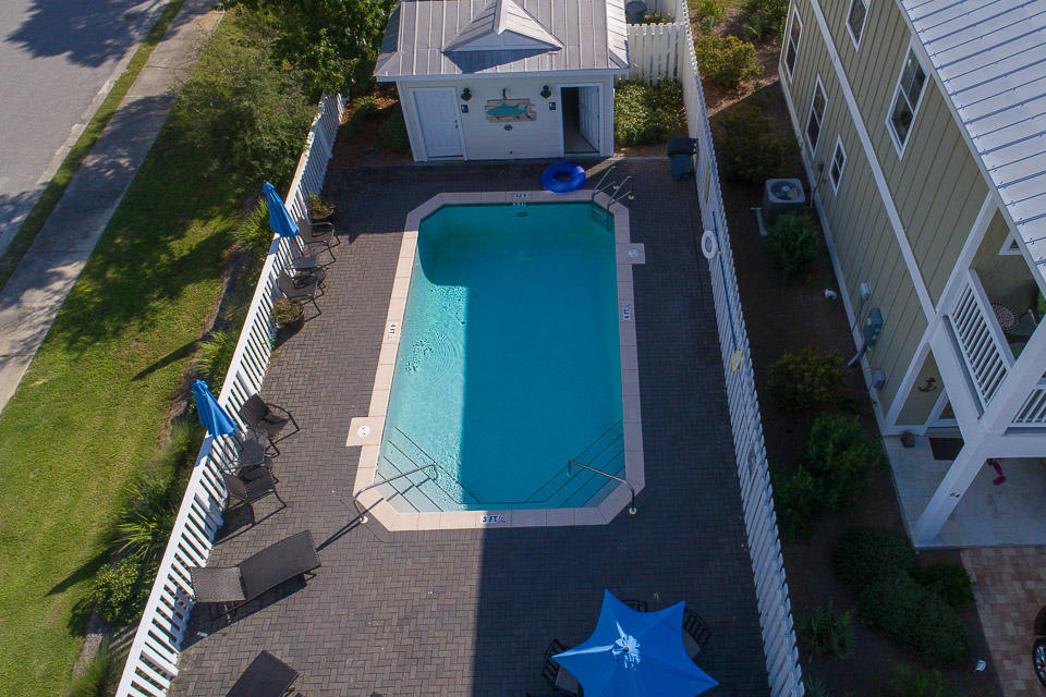 GULF REFLECTIONS - Residential