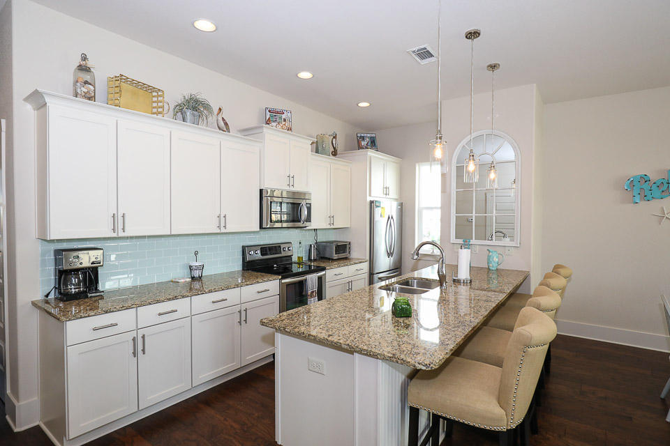 GULF REFLECTIONS - Residential