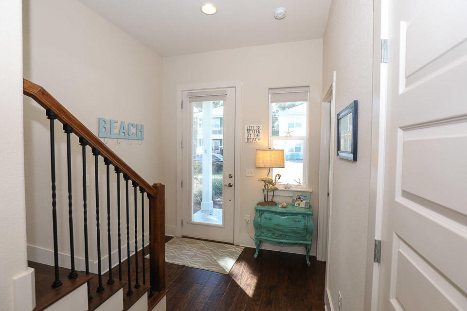 GULF REFLECTIONS - Residential