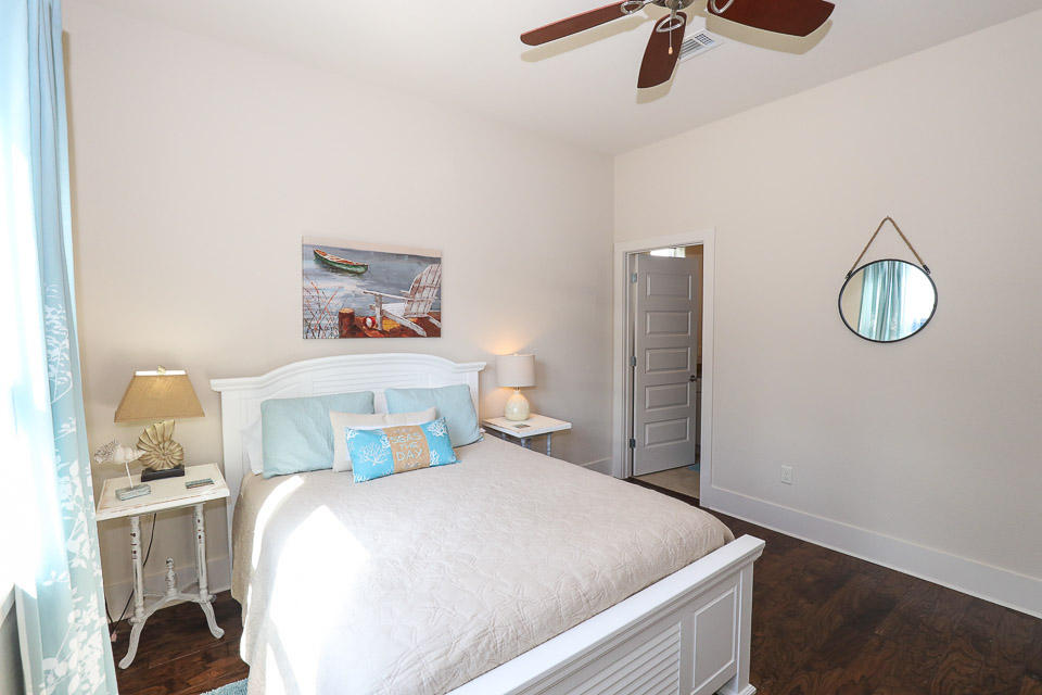 GULF REFLECTIONS - Residential