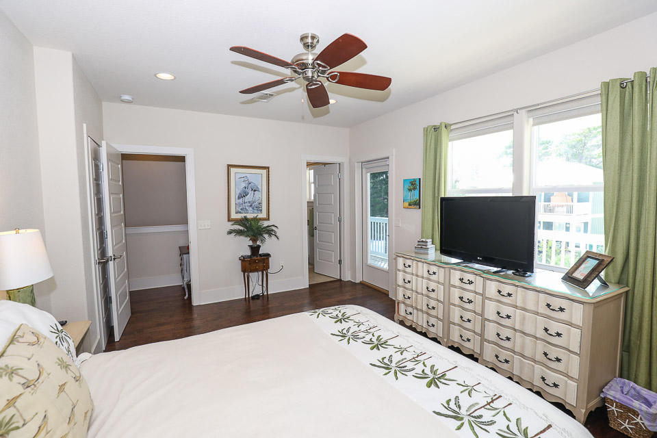 GULF REFLECTIONS - Residential