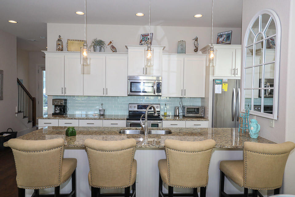 GULF REFLECTIONS - Residential