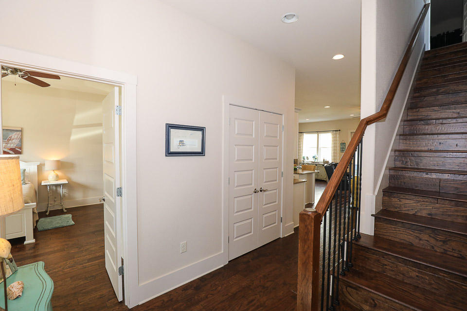 GULF REFLECTIONS - Residential