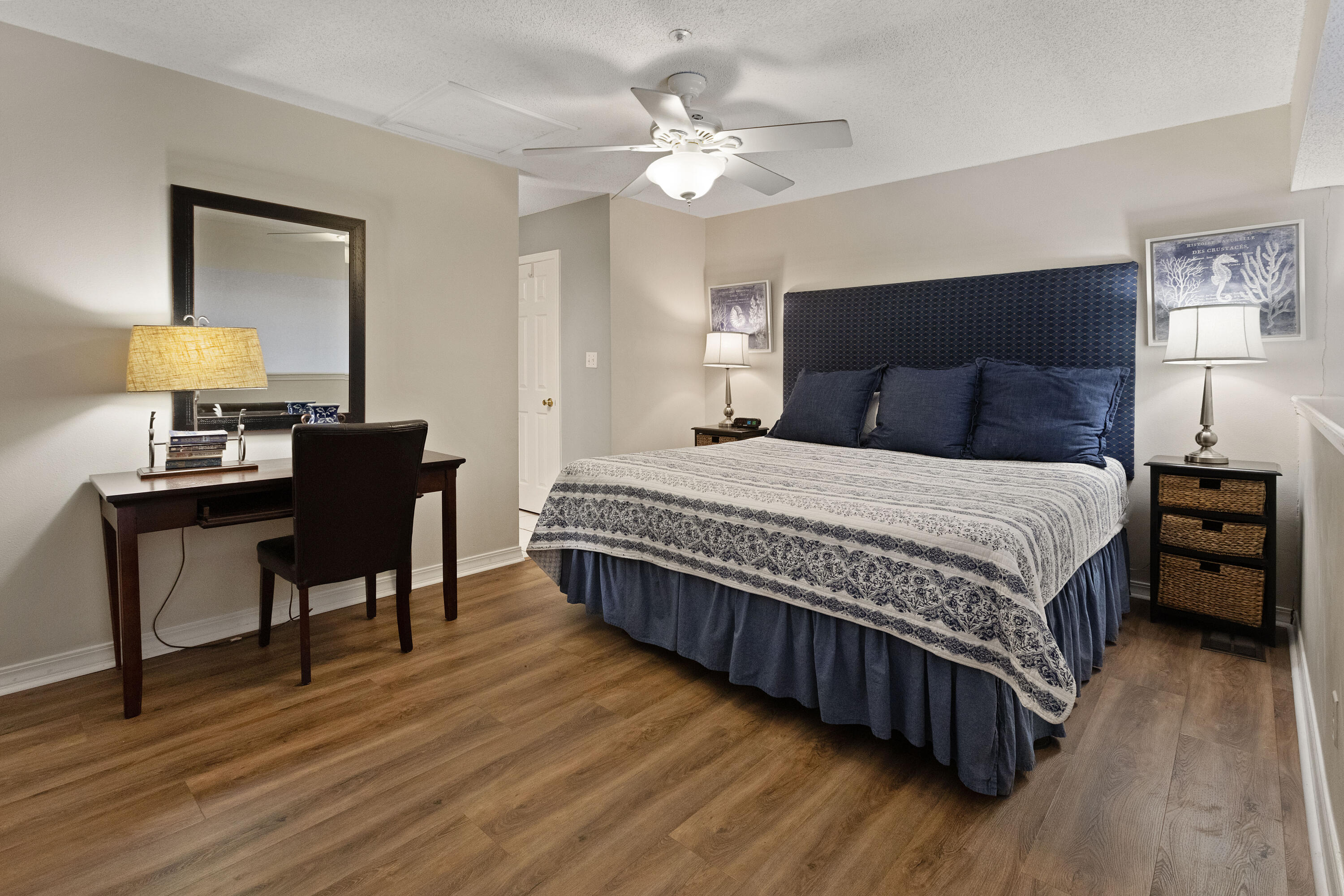 MARAVILLA CONDO 2 - Residential