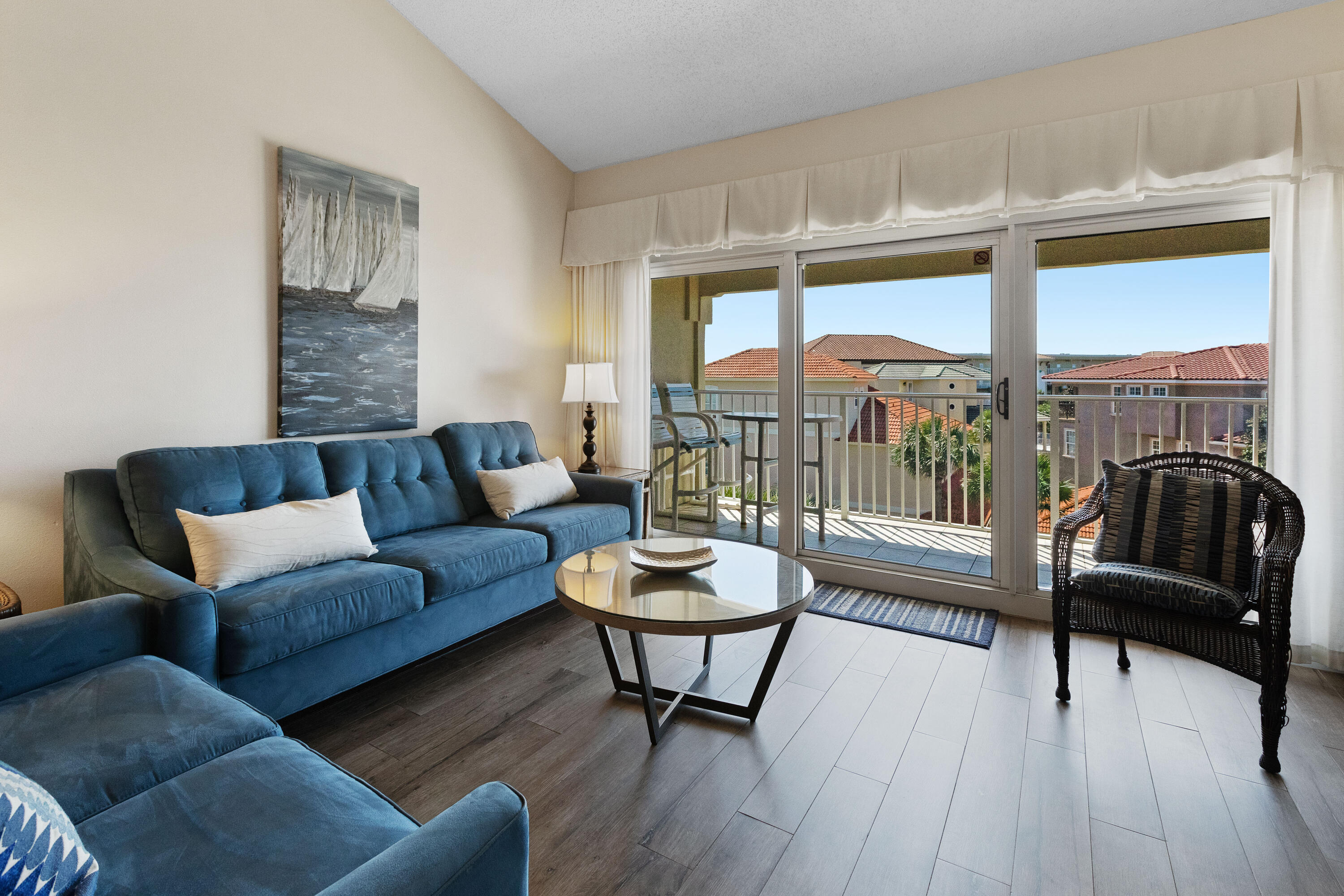 MARAVILLA CONDO 2 - Residential