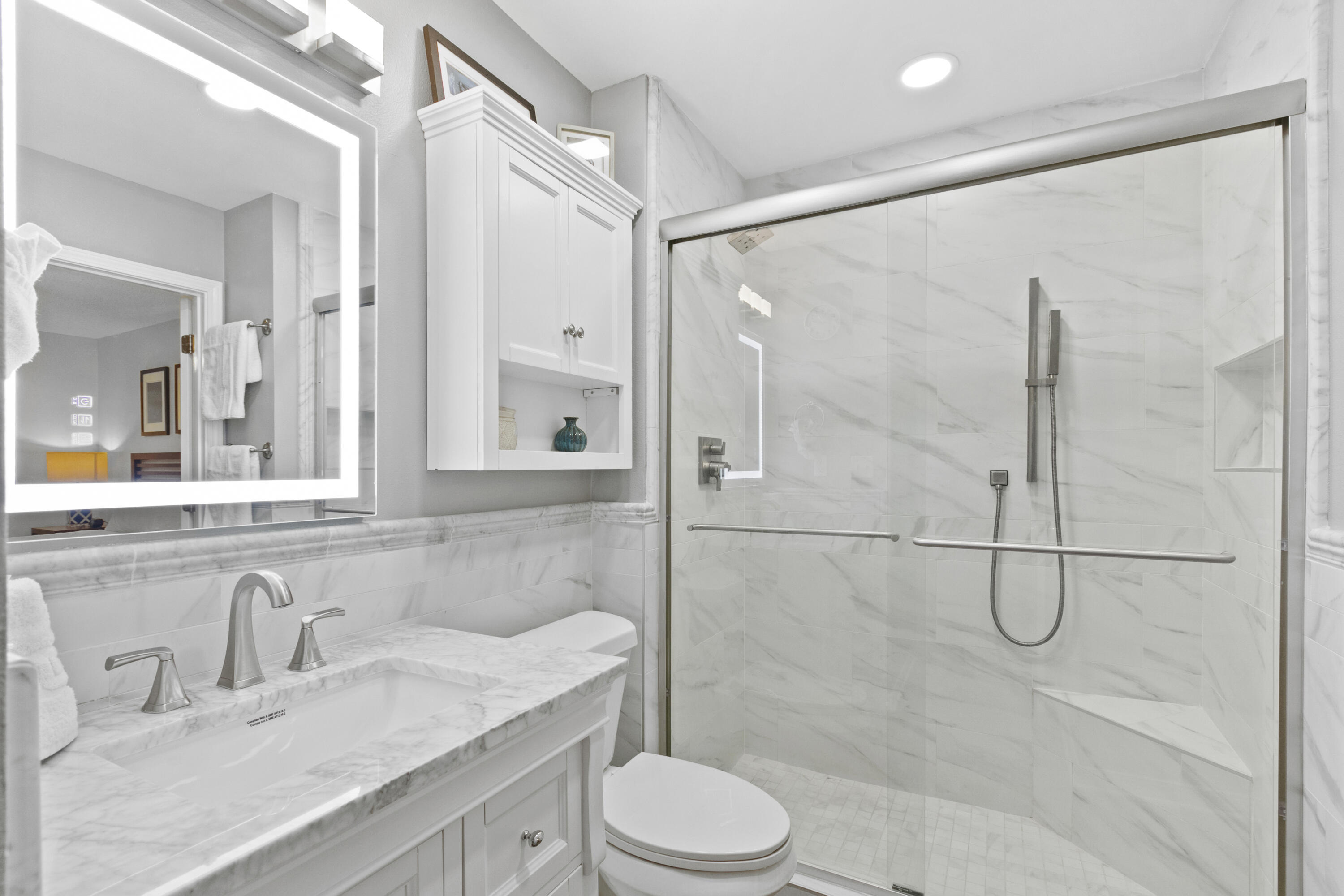 MARAVILLA CONDO 2 - Residential