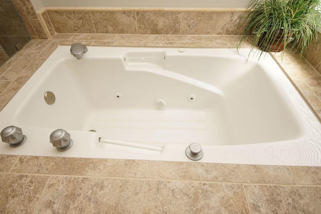 OAKMONT PLACE - Residential