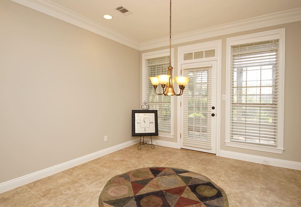 OAKMONT PLACE - Residential