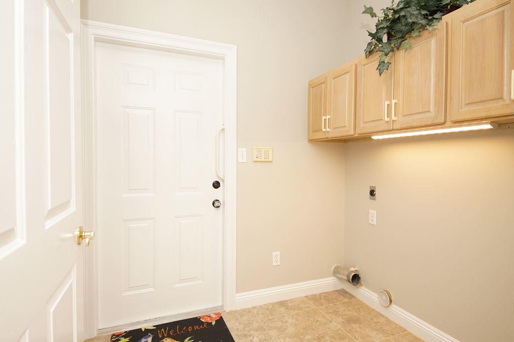 OAKMONT PLACE - Residential