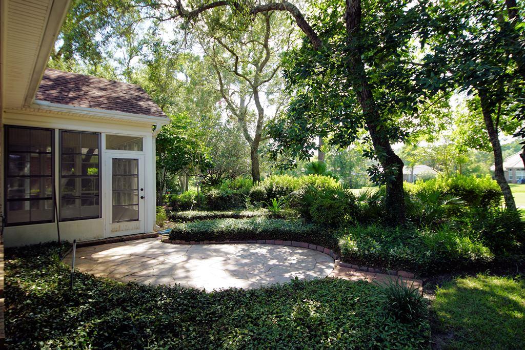 OAKMONT PLACE - Residential