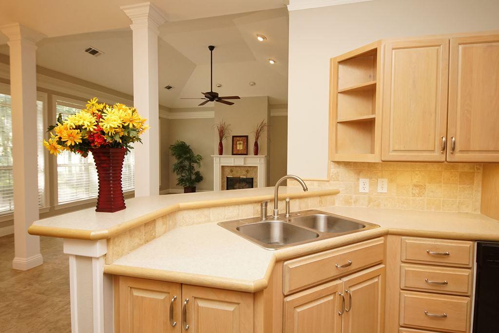 OAKMONT PLACE - Residential