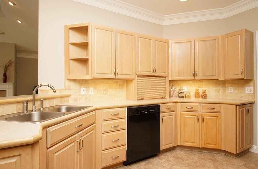 OAKMONT PLACE - Residential