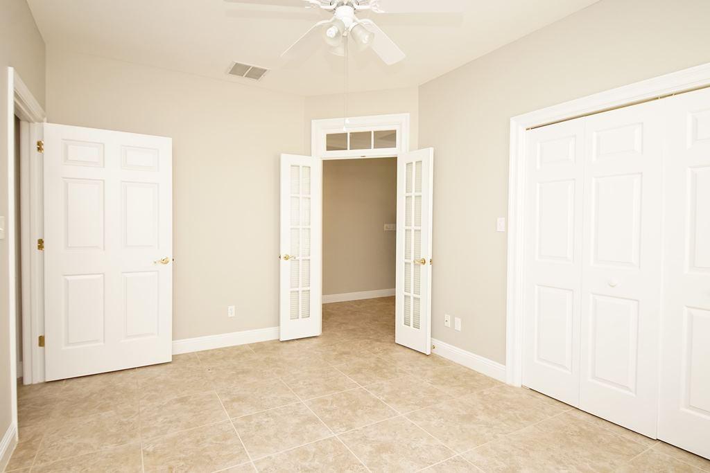 OAKMONT PLACE - Residential