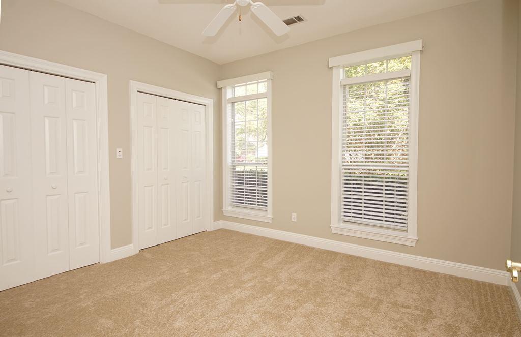 OAKMONT PLACE - Residential