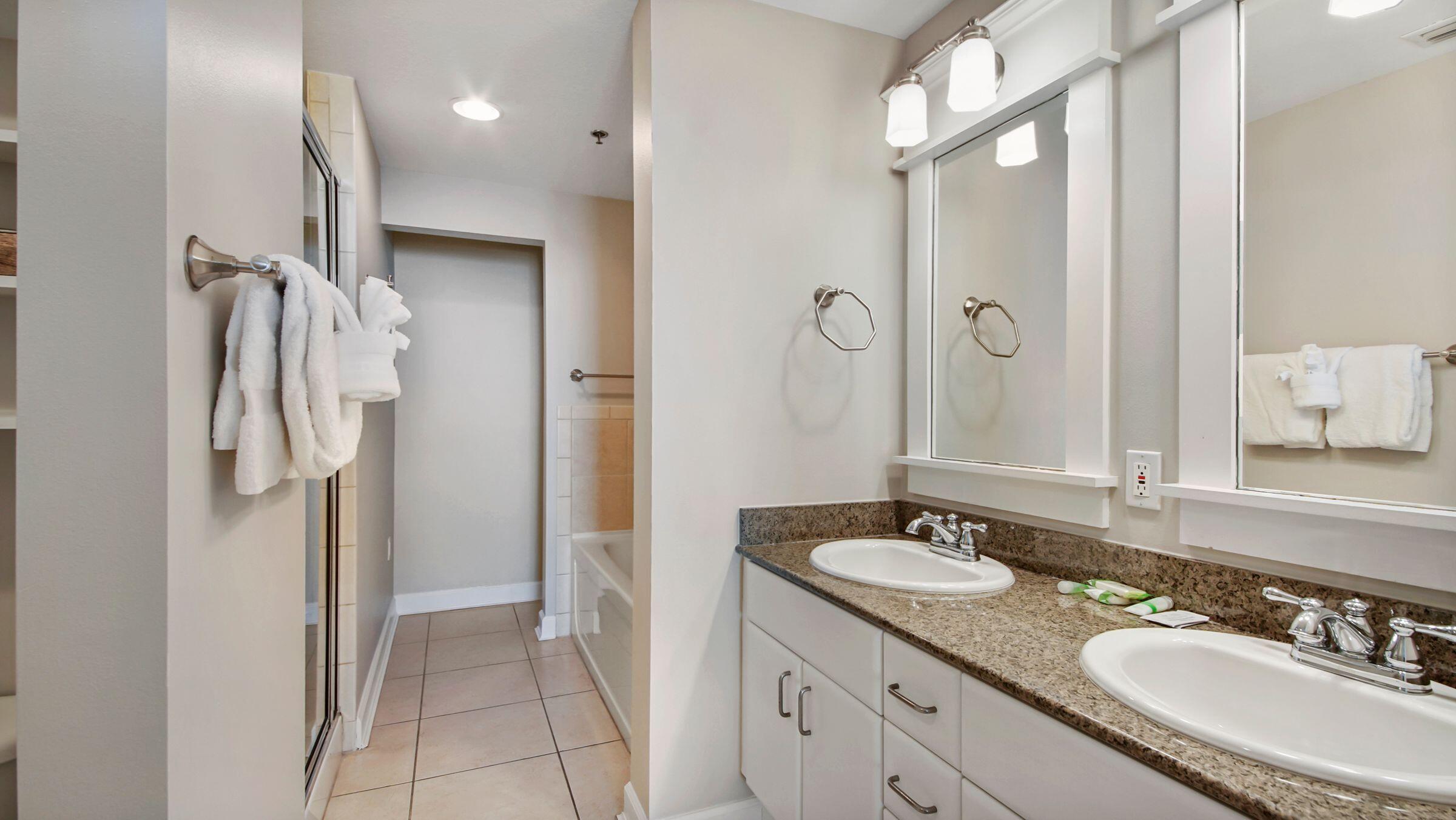 GRAND PANAMA BEACH RESORTS - Residential