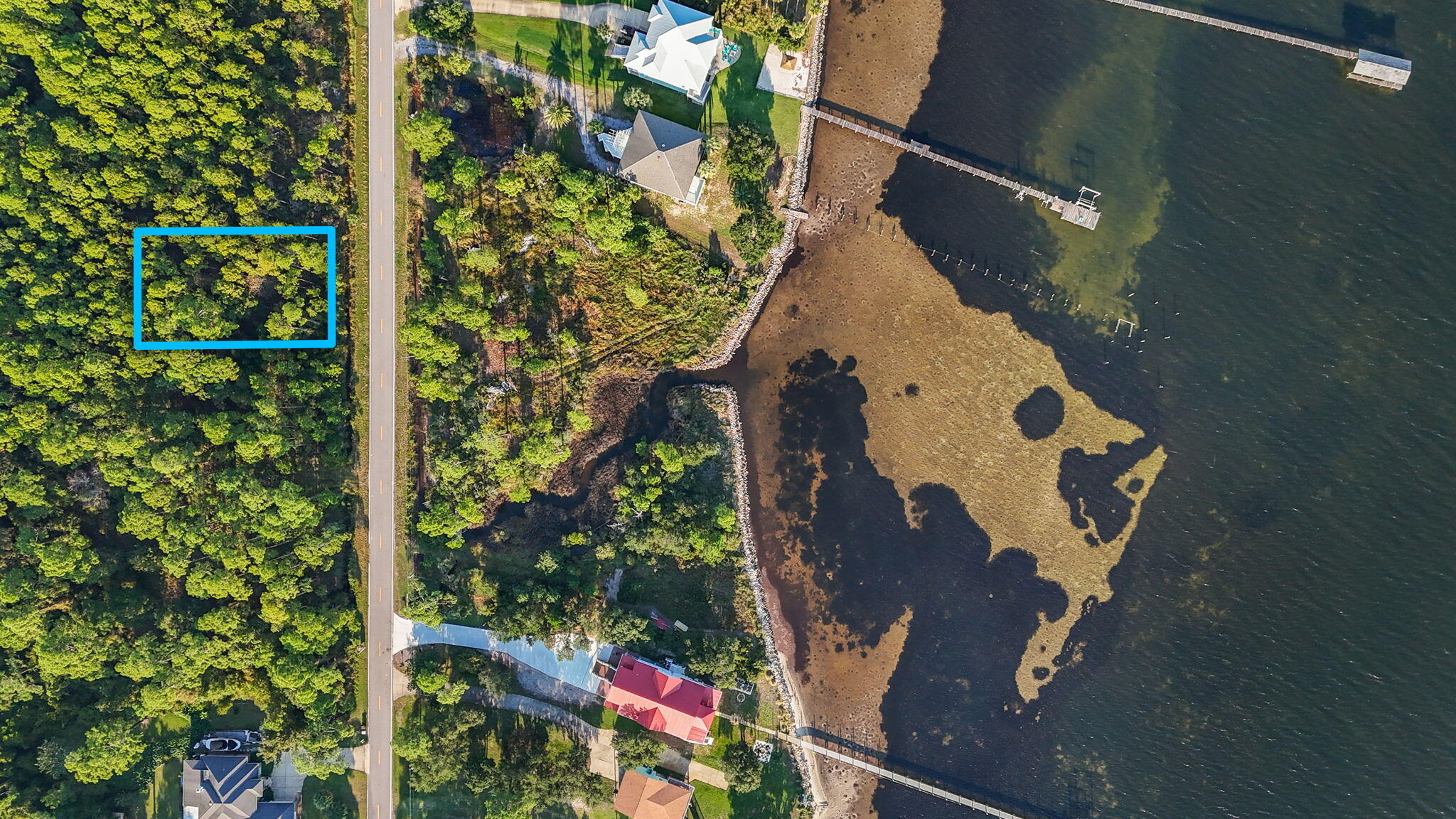 WOODLAWN SHORES 1ST ADDN - Land