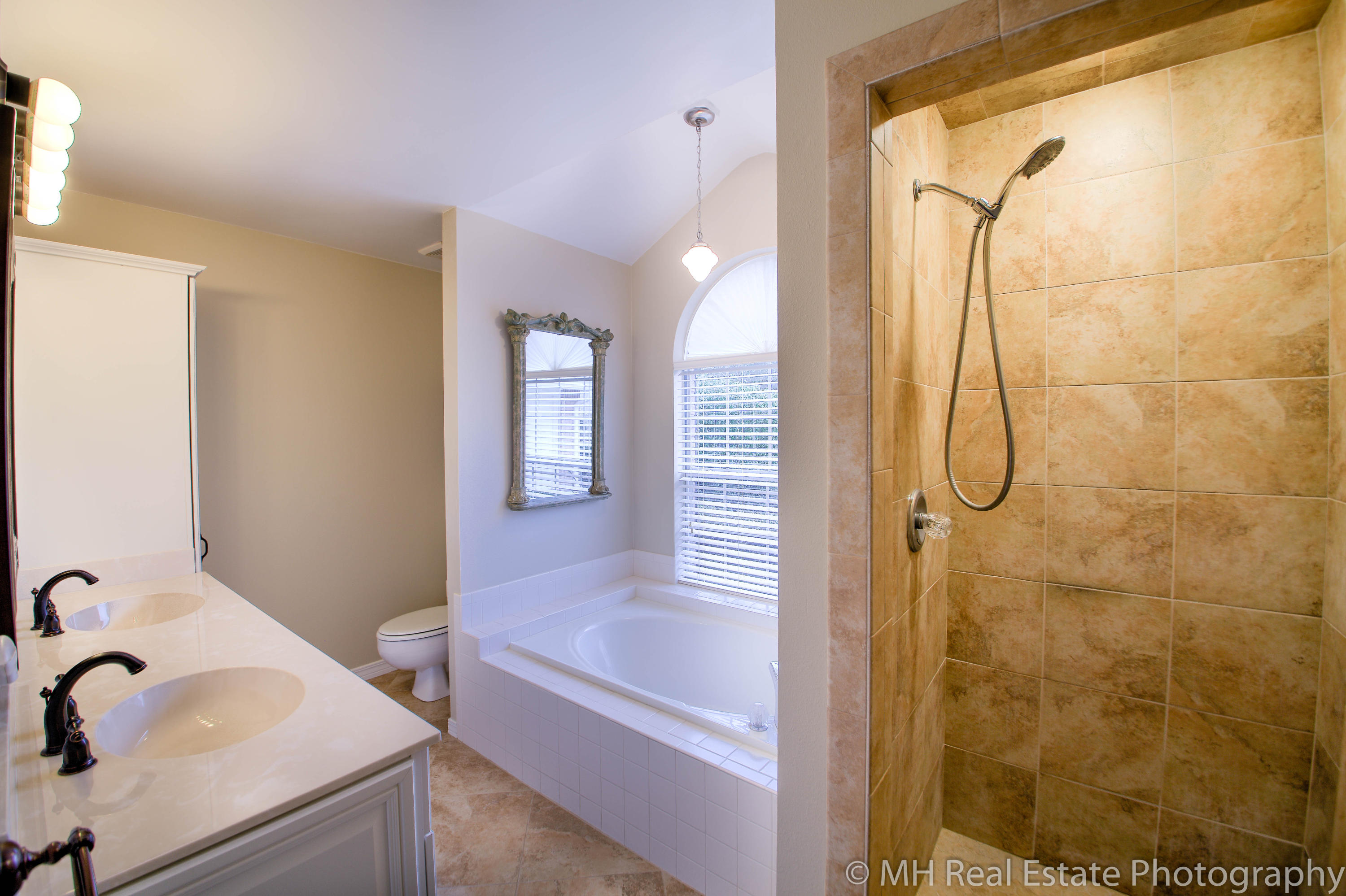 PARKWOOD PLACE AT BLUEWATER BAY - Residential