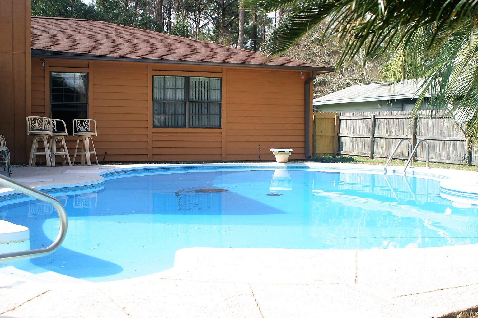 VALPARAISO PINECREST 6 - Residential