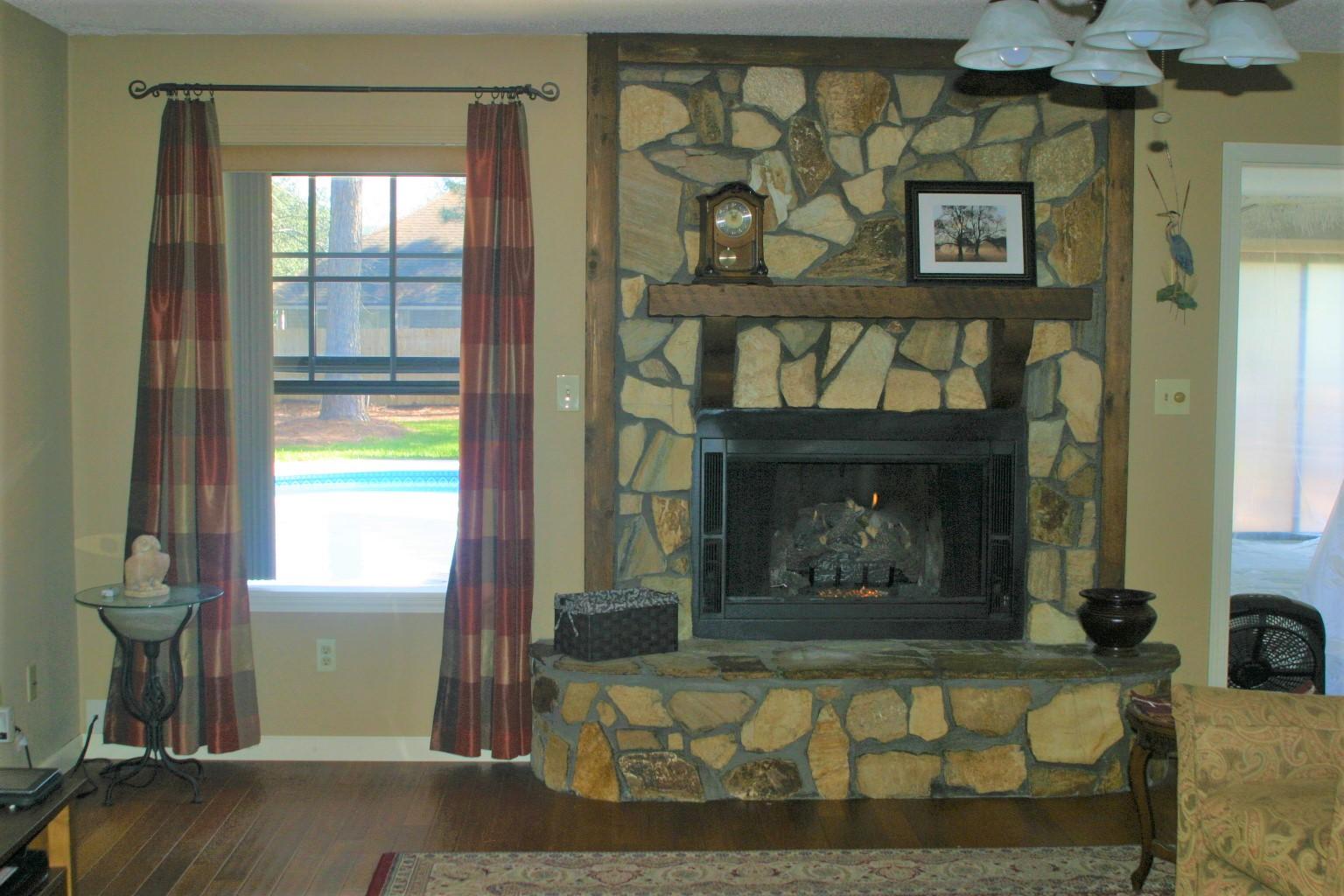 VALPARAISO PINECREST 6 - Residential