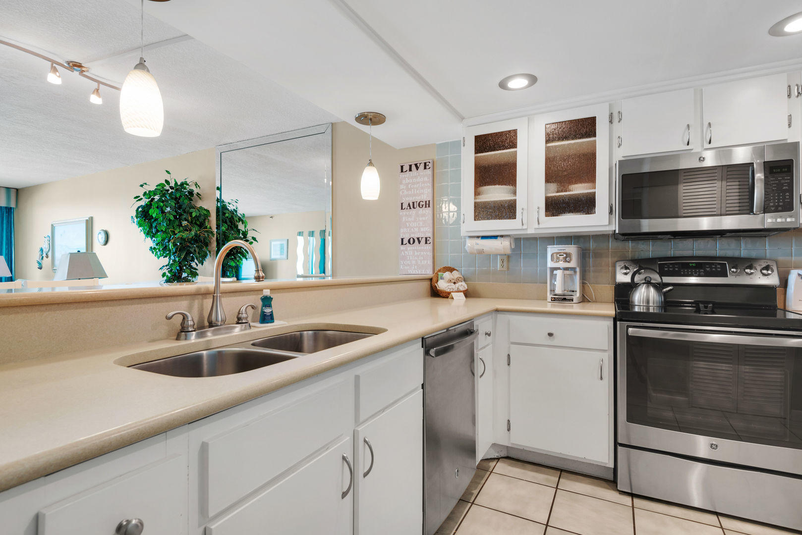 BREAKERS OF FWB PH 1 - Residential