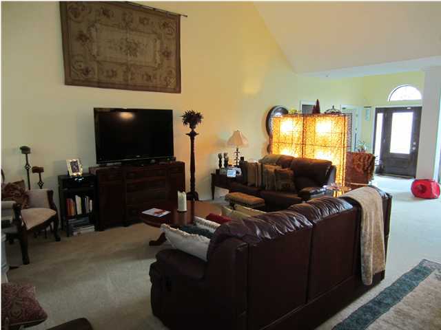 INDIAN TRAIL ESTATES - Residential