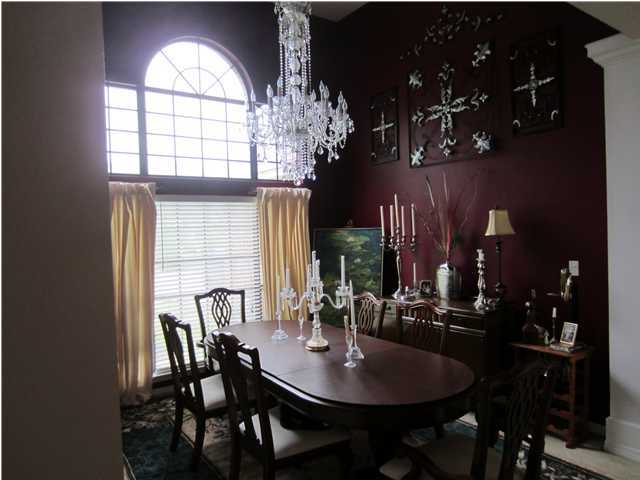 INDIAN TRAIL ESTATES - Residential