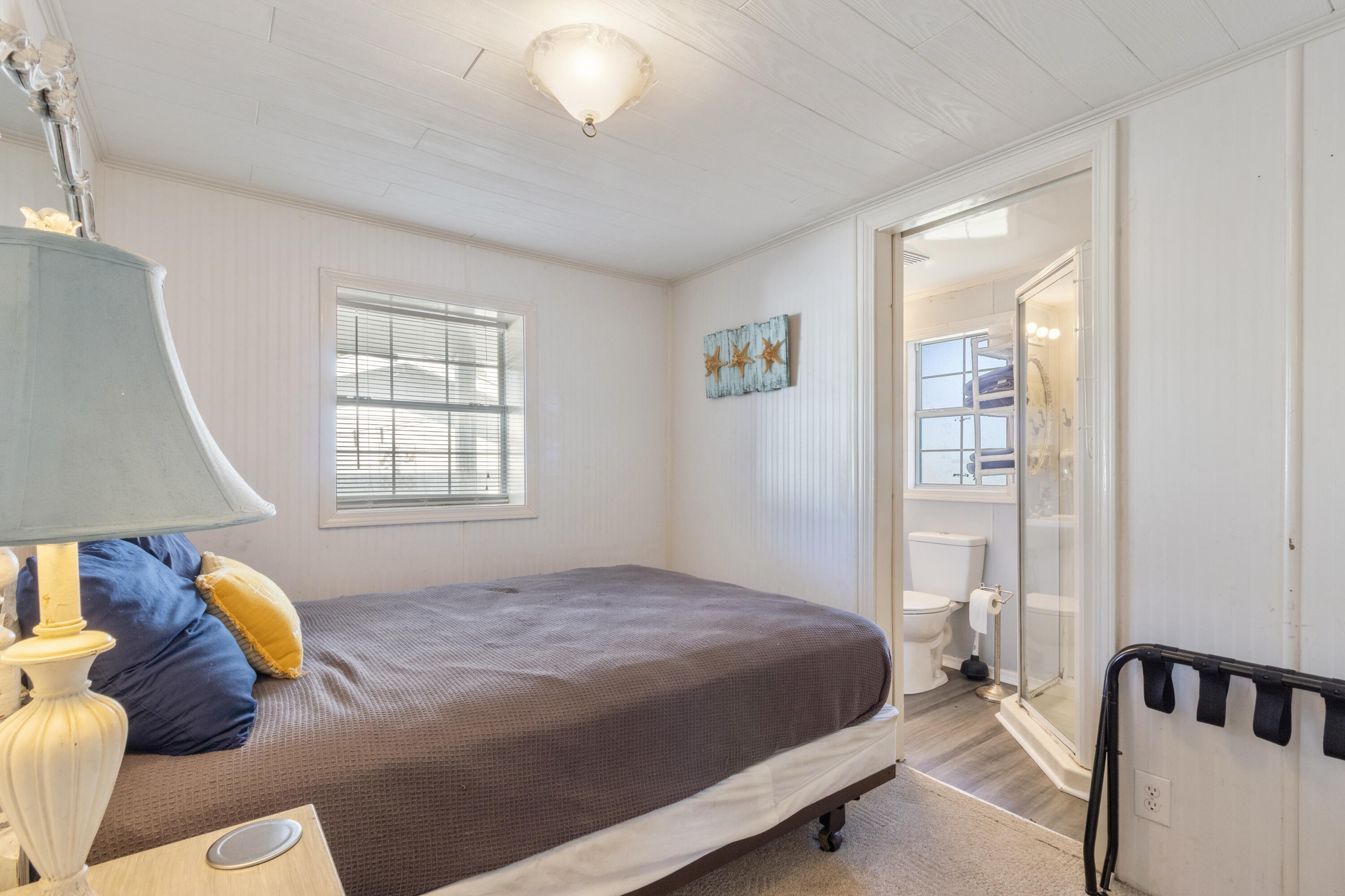 LAGUNA BEACH ESTATES 5TH ADDN - Residential