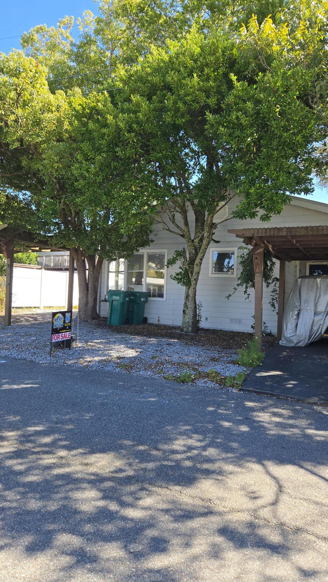 LAGUNA BEACH ESTATES 5TH ADDN - Residential