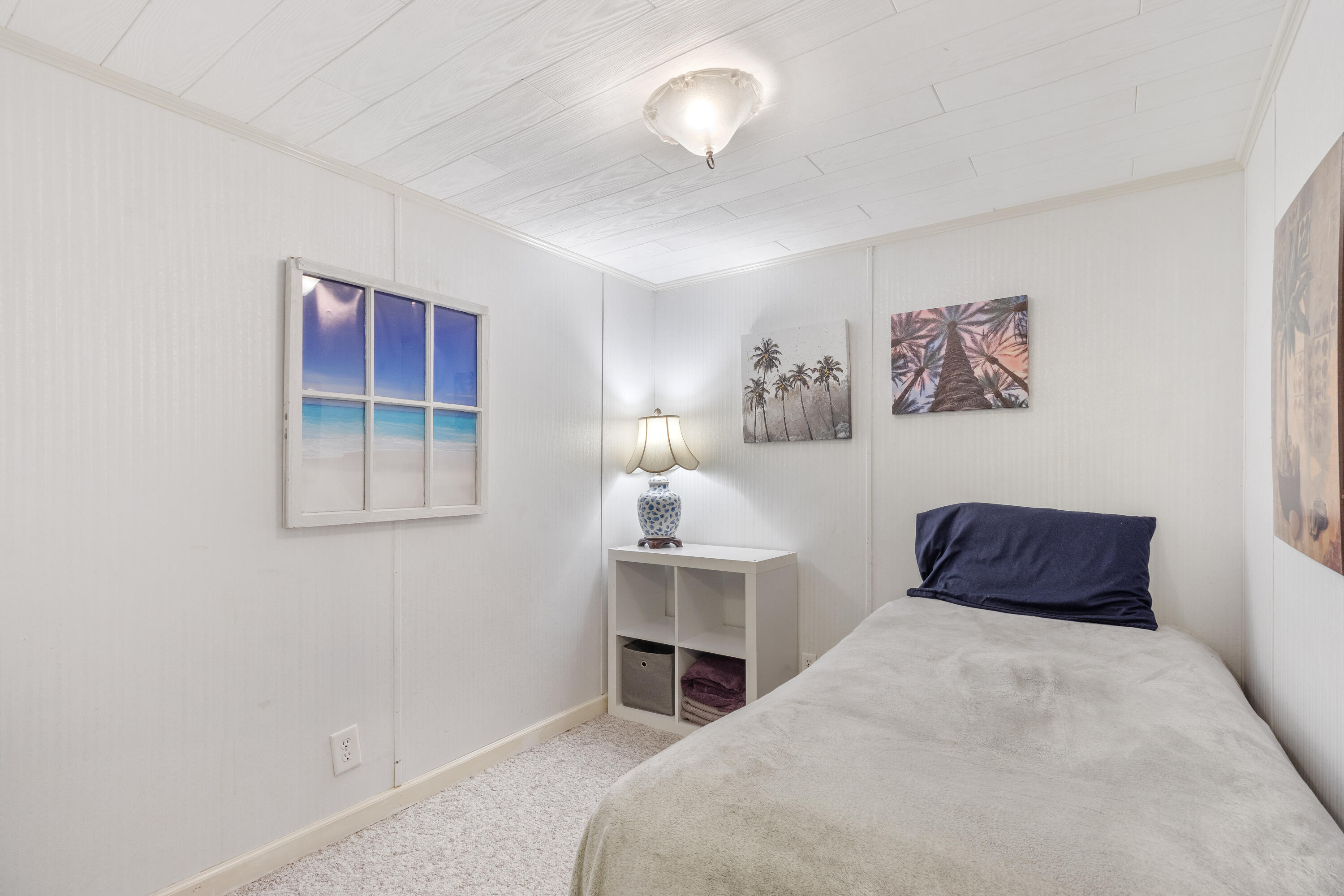 LAGUNA BEACH ESTATES 5TH ADDN - Residential