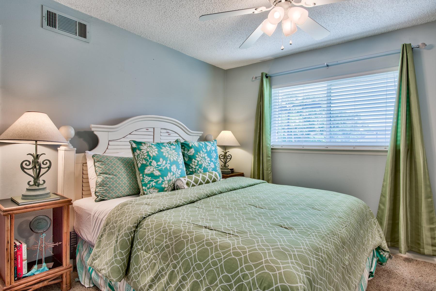 SEASCAPE CONDO TENNIS VILLAGE - Residential