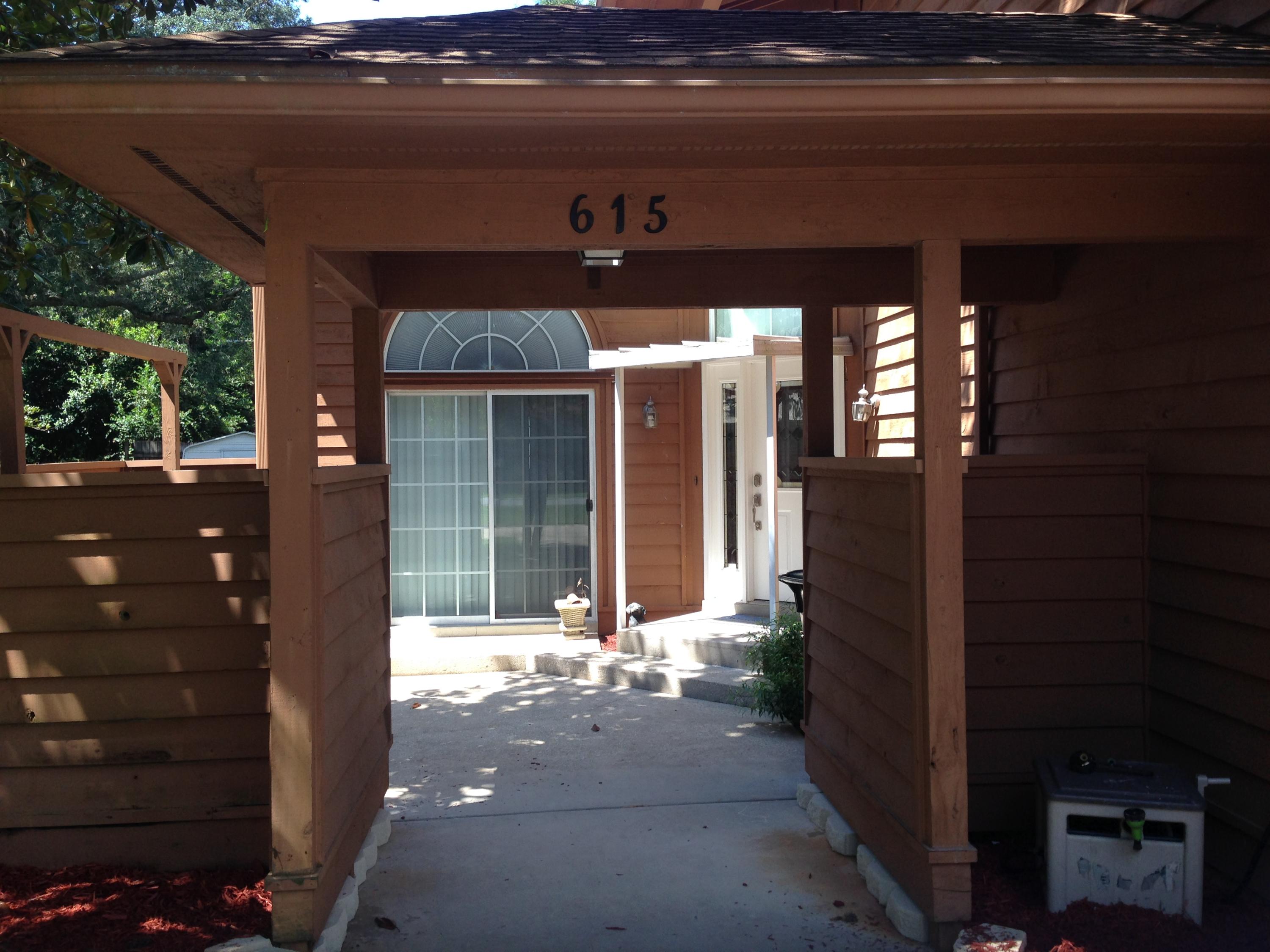 COUNTRY CLUB ESTATES - Residential