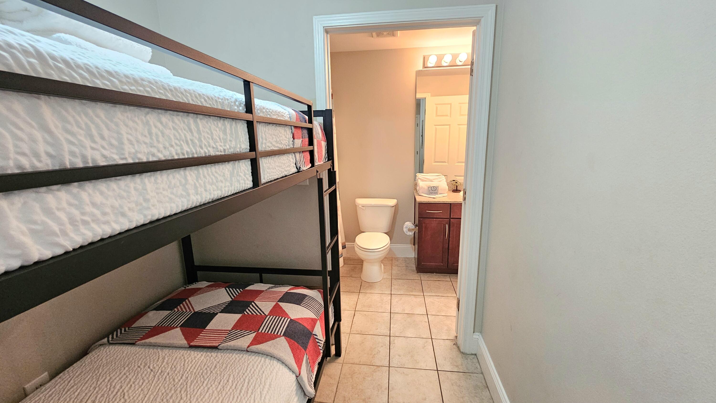 Laketown Wharf - Residential
