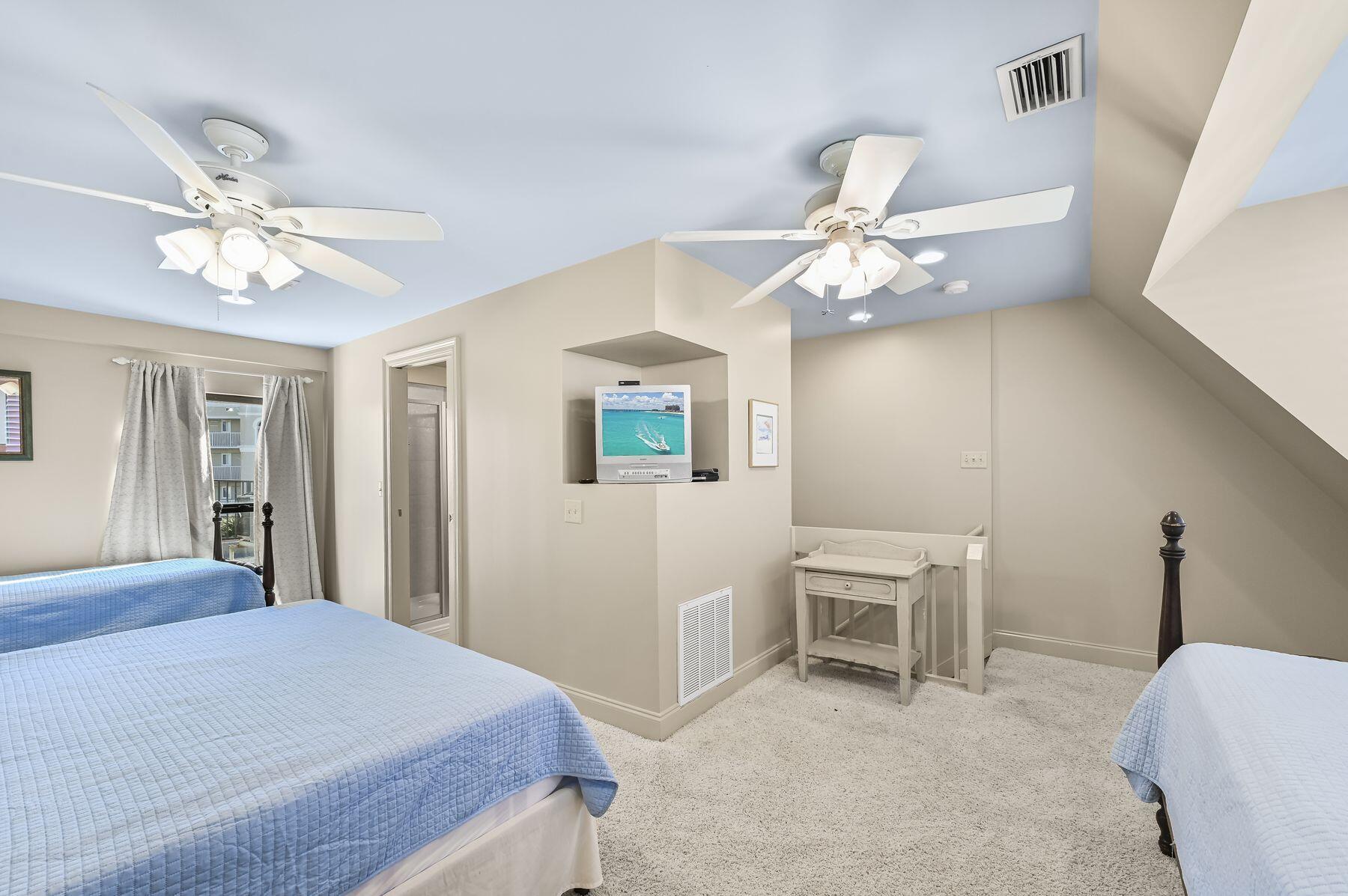 AEGEAN CONDO - Residential