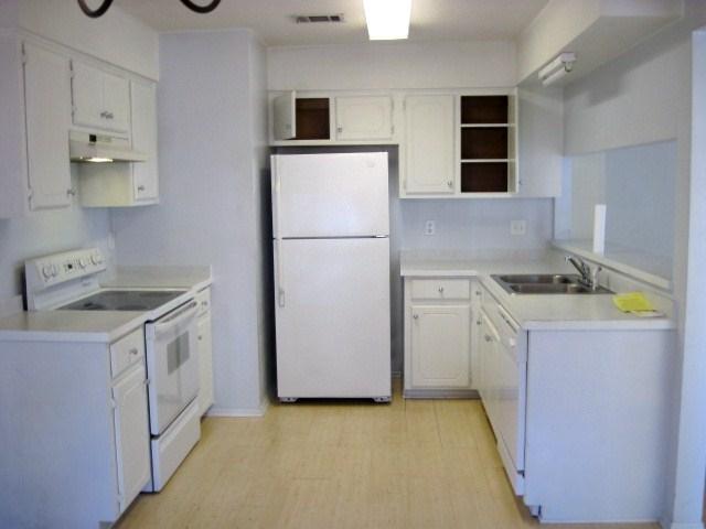 BLUE PINE VILLAGE - Residential Lease