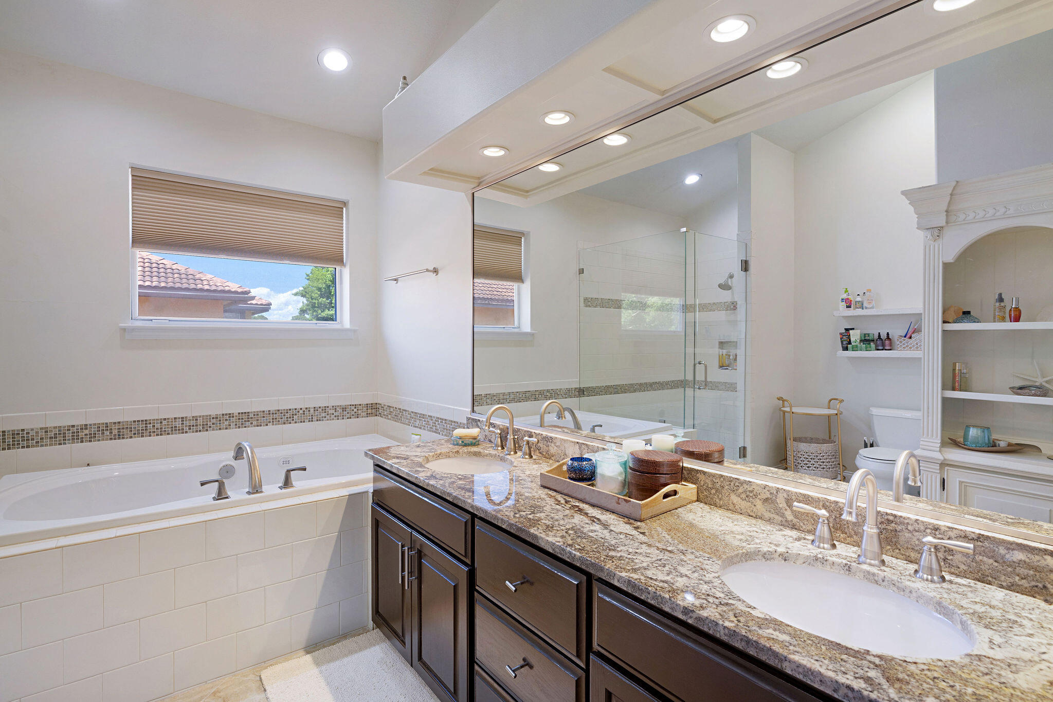EMERALD BAY PH 1-B - Residential