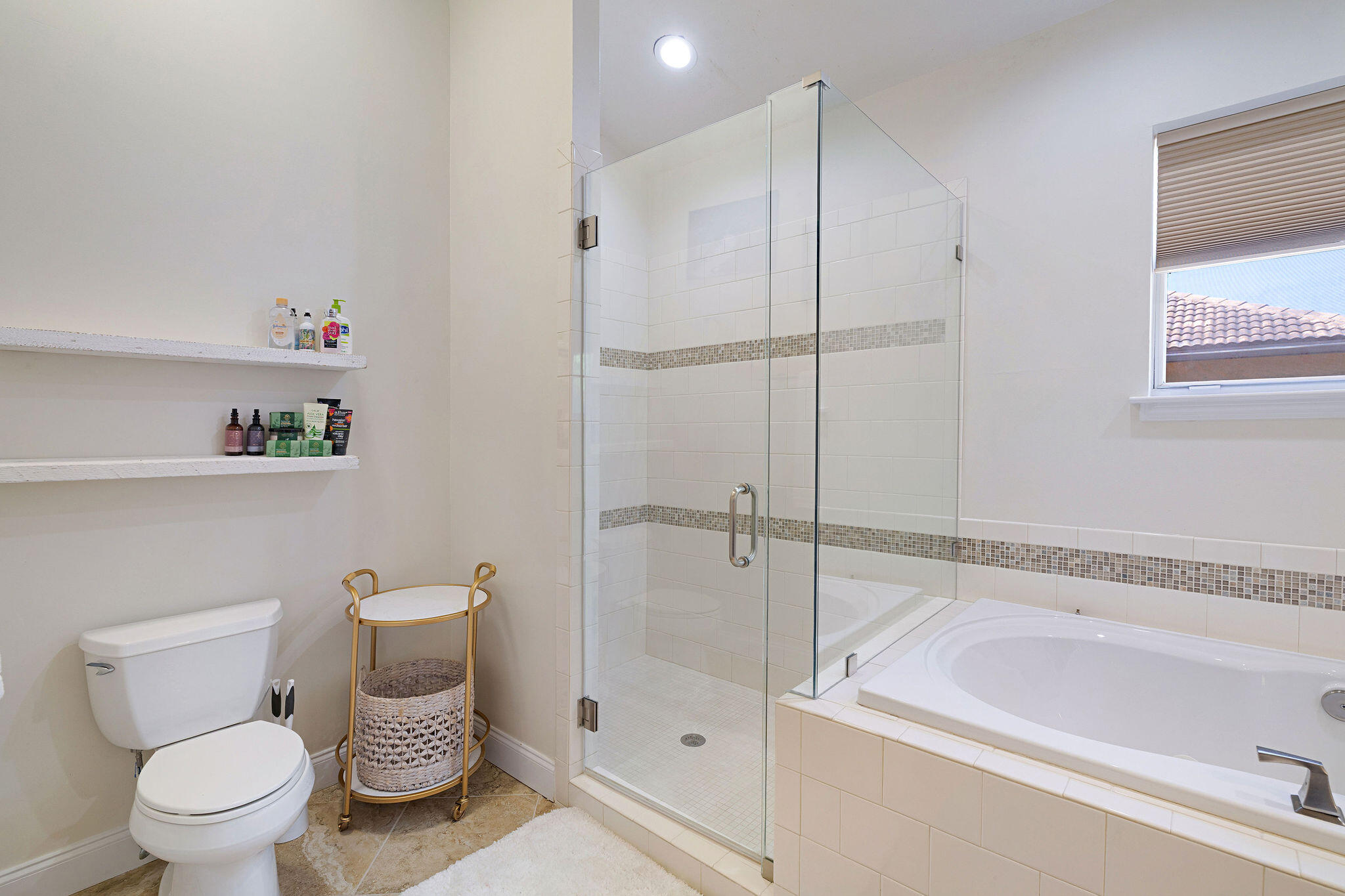 EMERALD BAY PH 1-B - Residential