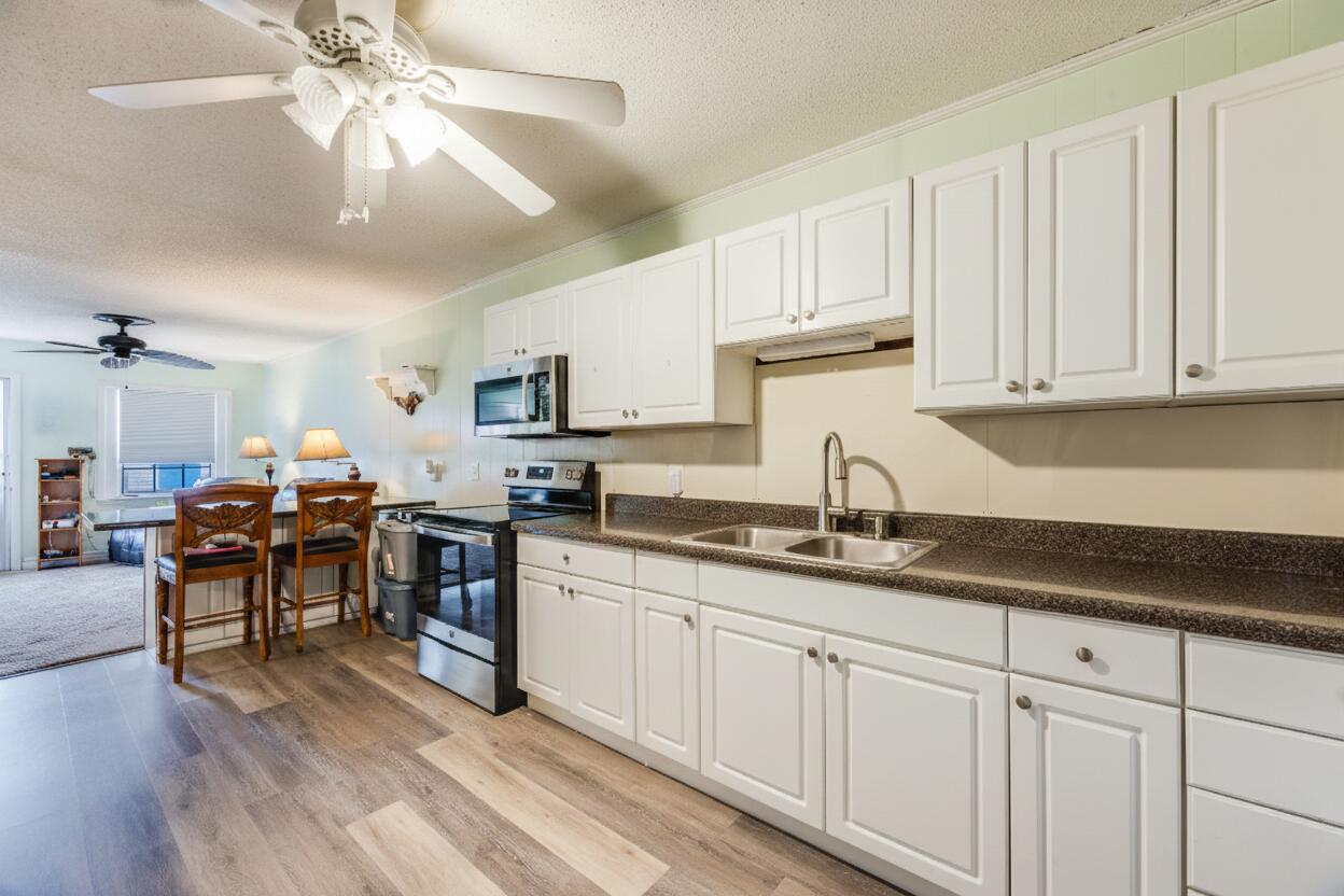 RACETRACK ROAD 1ST - Residential