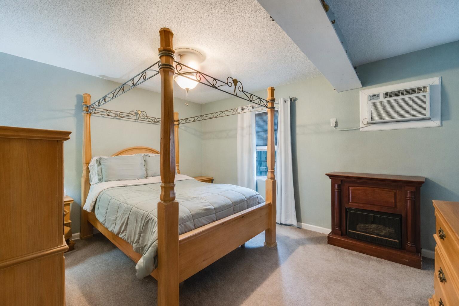 RACETRACK ROAD 1ST - Residential