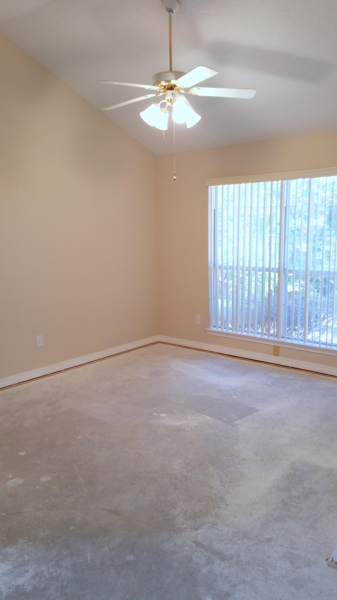 HARBOR BREEZE - Residential