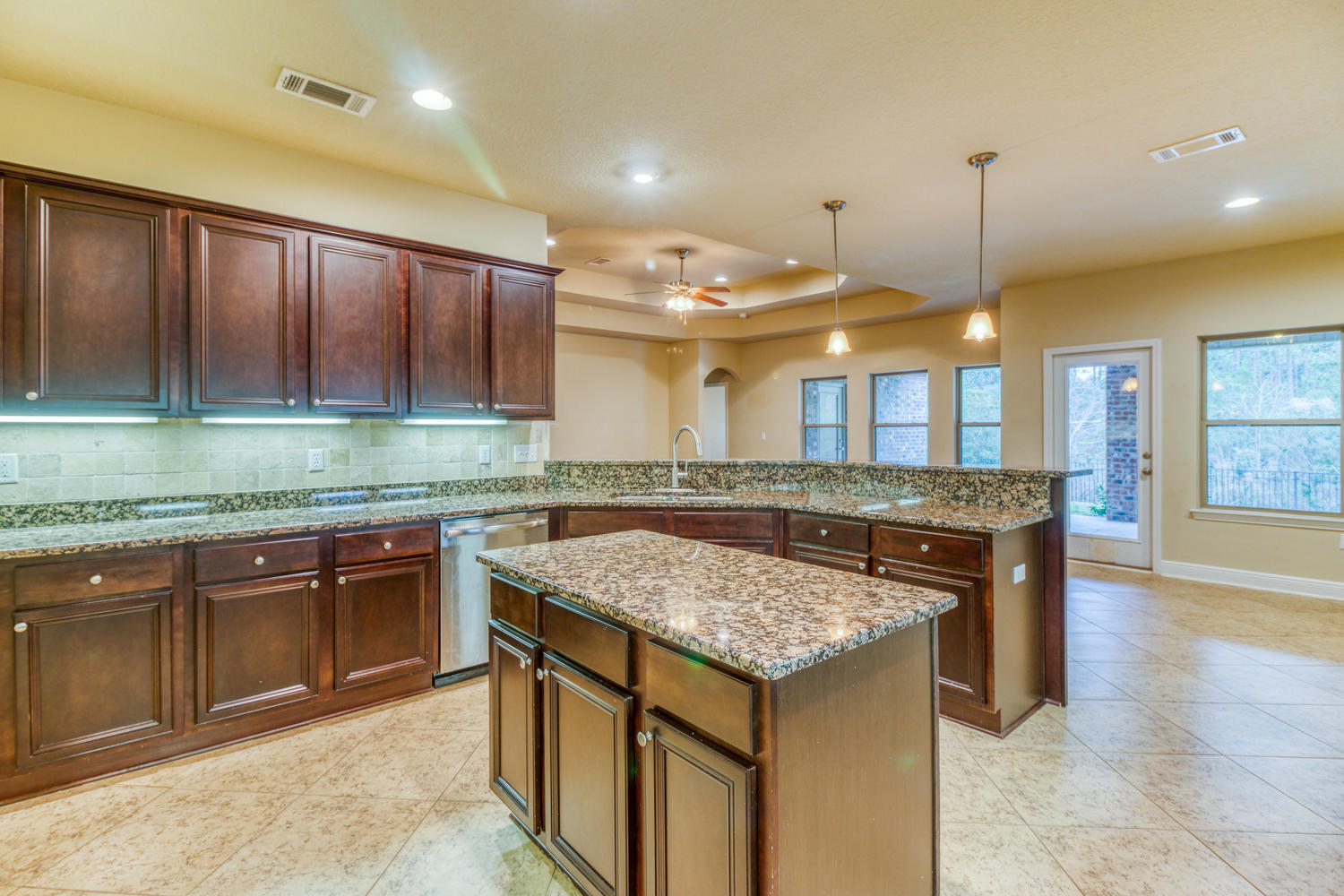 SUMMERSET ESTATES - Residential