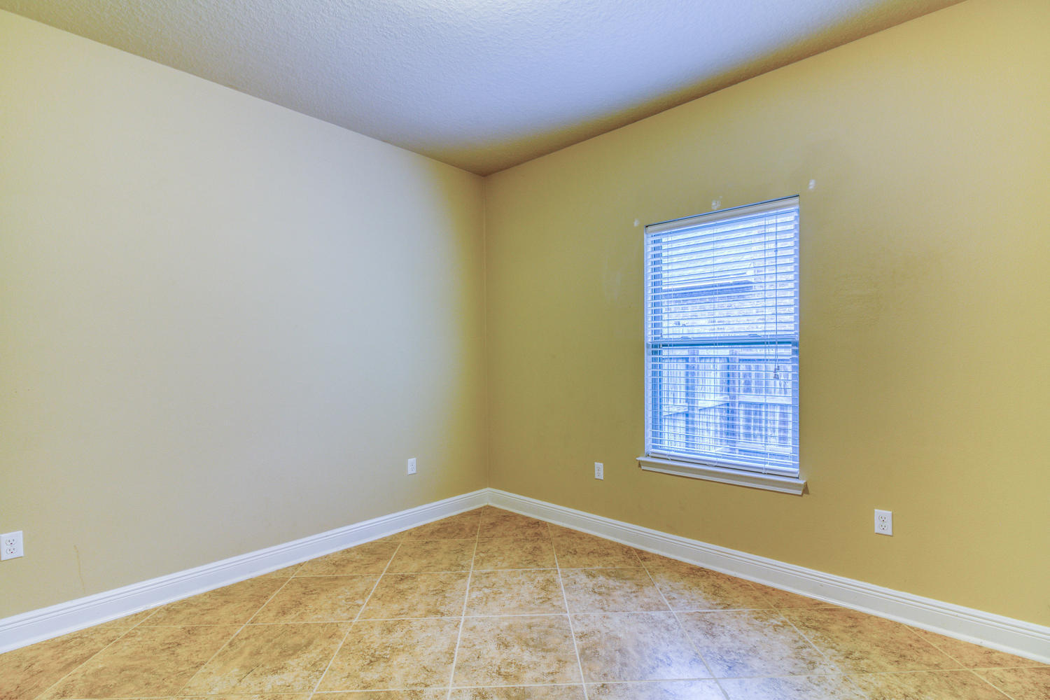 SUMMERSET ESTATES - Residential