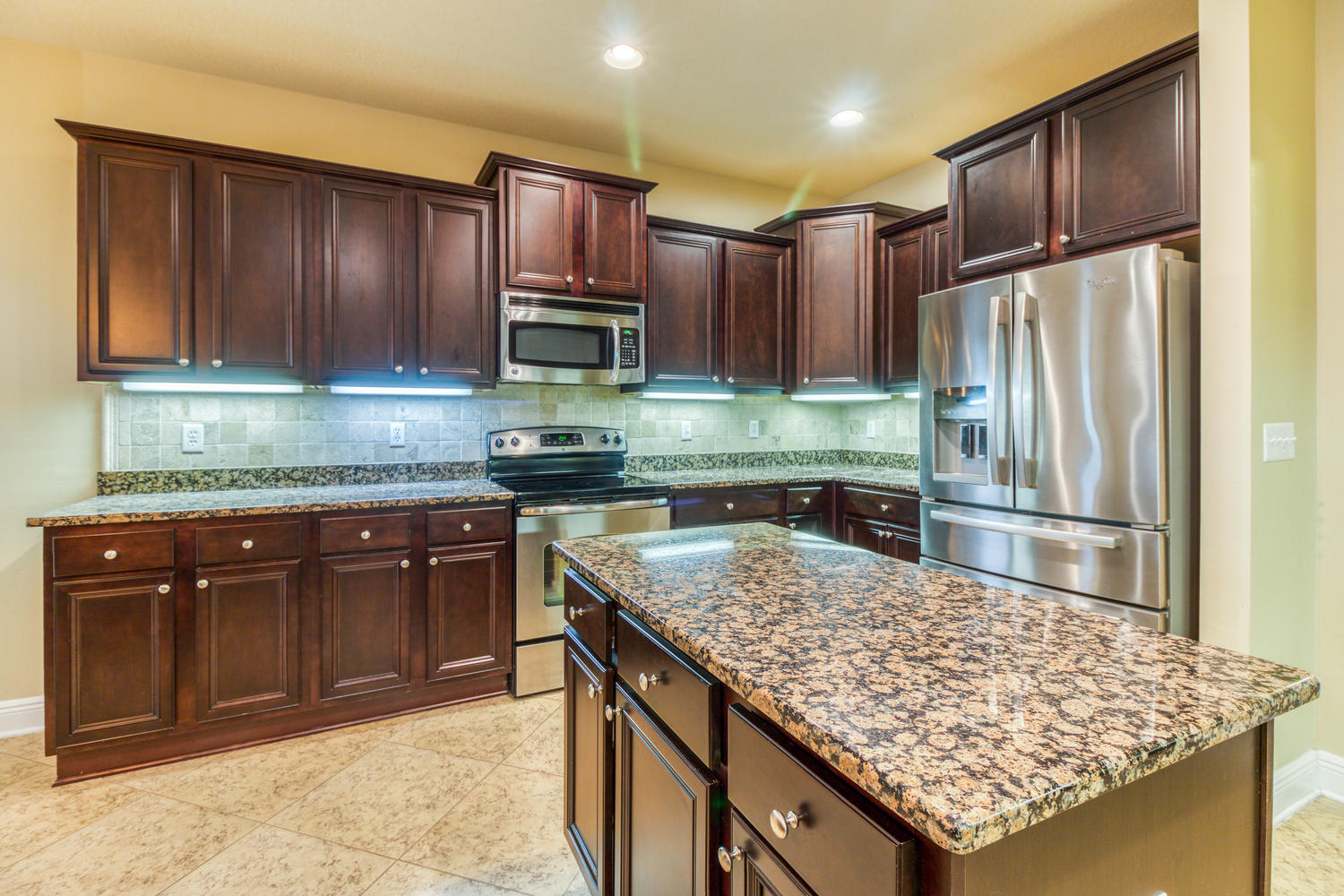 SUMMERSET ESTATES - Residential