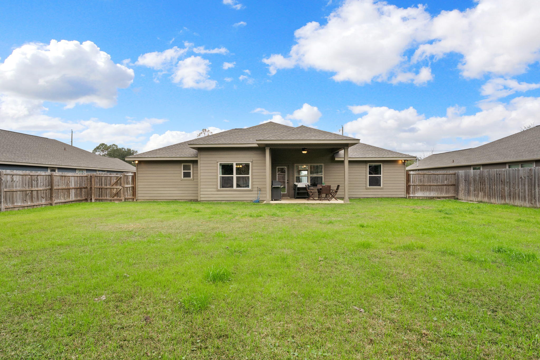 NAVARRE S/D 2ND ADDN - Residential