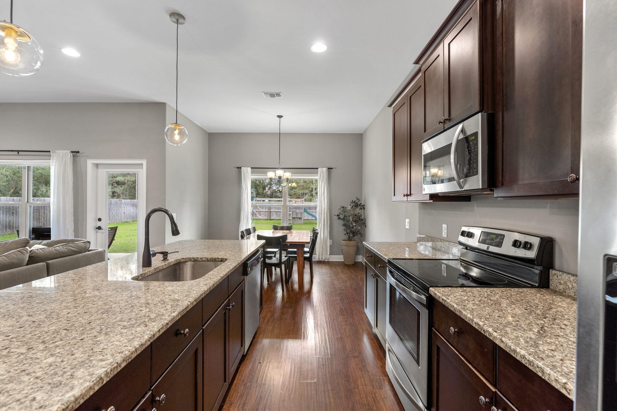 NAVARRE S/D 2ND ADDN - Residential