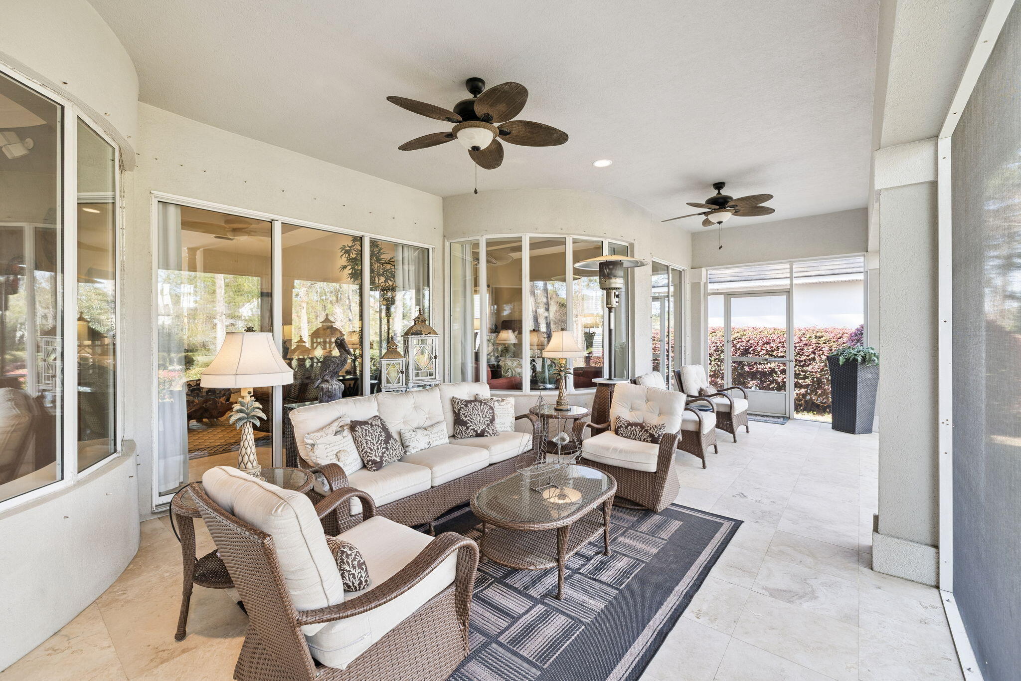 BAYTOWNE AVE EAST - Residential