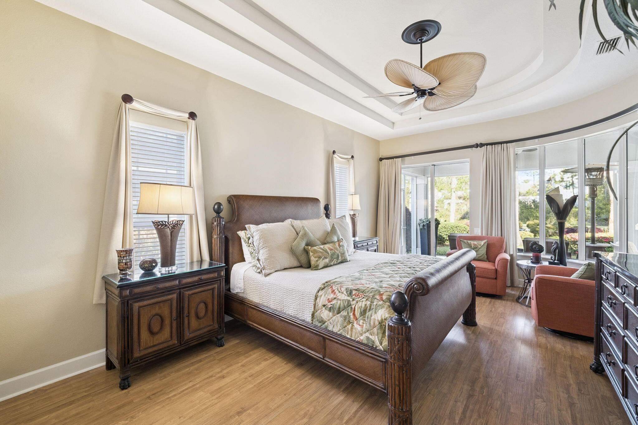 BAYTOWNE AVE EAST - Residential