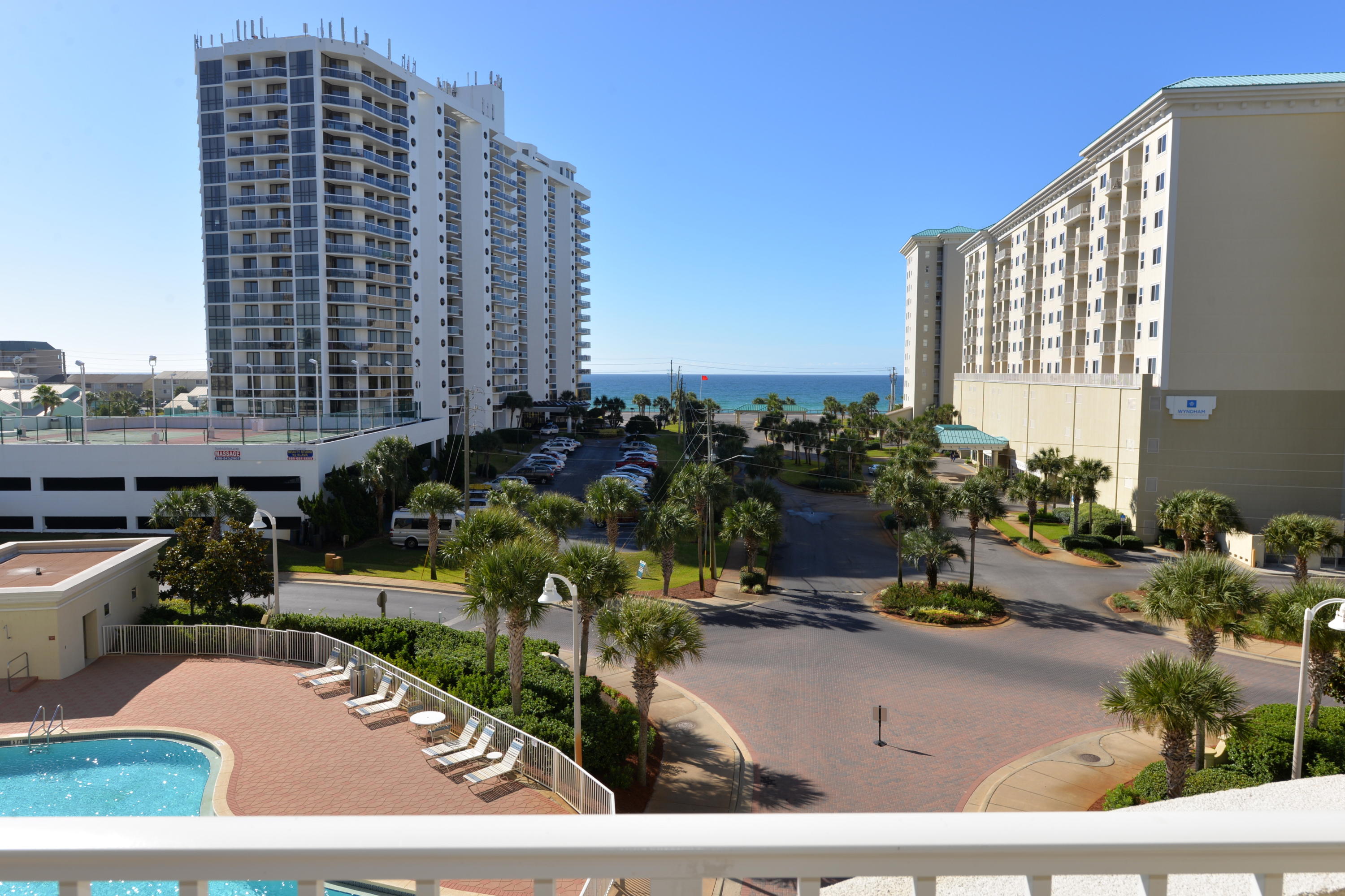 ARIEL DUNES - Residential