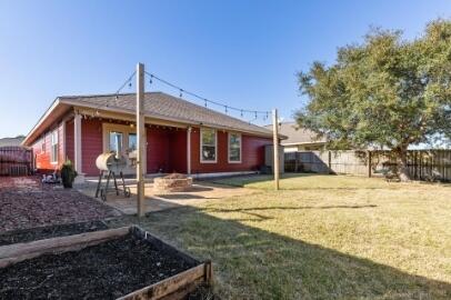 COTTAGES AT EAST RIVER - Residential Lease